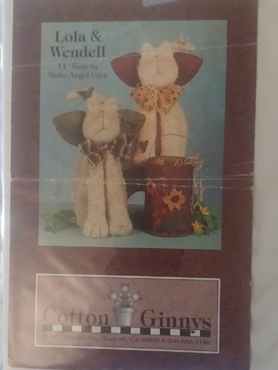 Buttermilk Creek and Cotton Ginnys Other - Cotton Ginnys Lola & Wendell Plush Cat and Buttermilk Creek Sitting Kittens